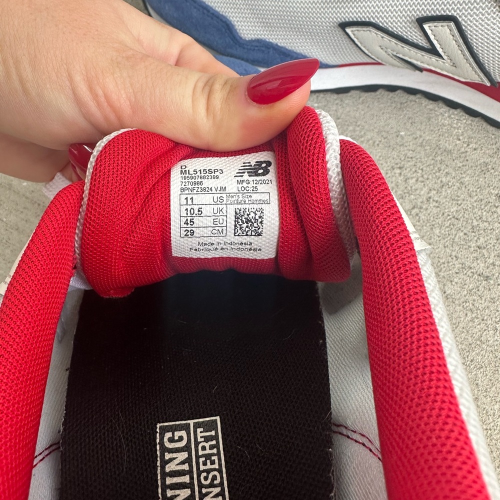 New Balance Men’s size 11